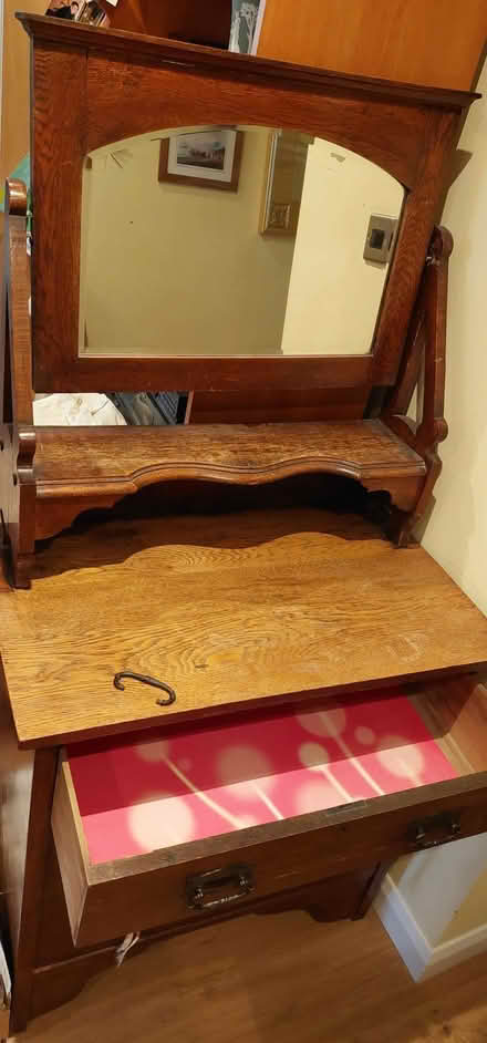 Photo of free Old Victorian Oak Dressing Table/Chest of Drawers - Hitchin (Old Town SG1) #2