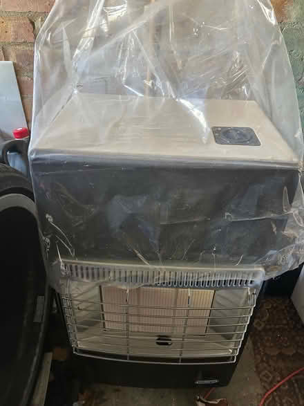 Photo of free DeLounghi heater (Sudbury CO10 1LX) #2