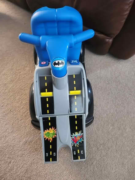 Photo of free Batman ride on batmobile (WA4) #3