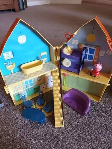 Photo of free 2 x Peppa pig houses (BR3, Park Langley) #1