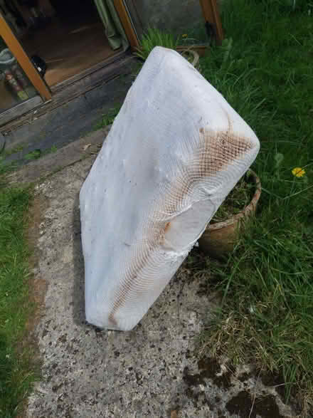 Photo of free Cushion inner foam 64cm x 64cm x 14cm (Stroud GL2) #4