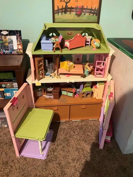 Photo of free Dollhouse (Gig Harbor) #1