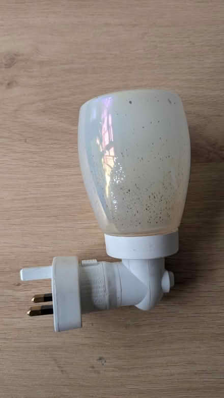Photo of free Scentsy plug in warmer (SY11) #1