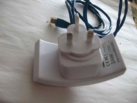 Photo of free WiFi Repeater plug into socket & router boost signal (Coppull PR7) #3