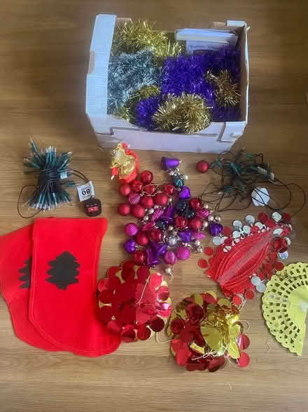 Photo of free Lots of Christmas decorations (KT15) #1