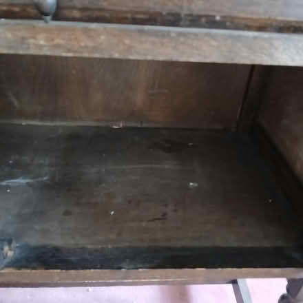 Photo of free sideboard in Chells (Stevenage SG2) #2