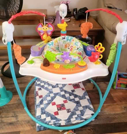 Photo of free Baby bouncer (SW - Unser/Sage) #1