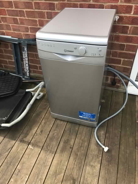 Photo of free Indesit slimline dishwasher (Northampton, Kingsthorpe) #1