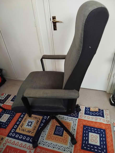 Photo of free Office / desk chair (Kew Bridge, W4) #2