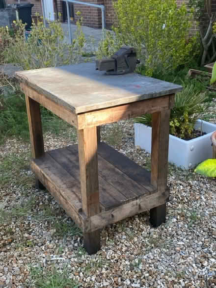 Photo of free Workbench with vice (TW12) #1