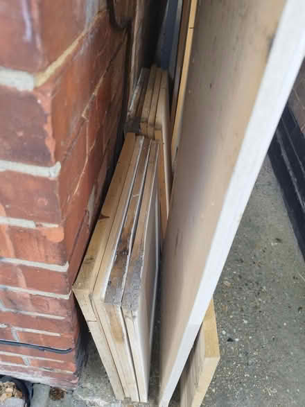 Photo of free Various pieces (Dunstable) #2