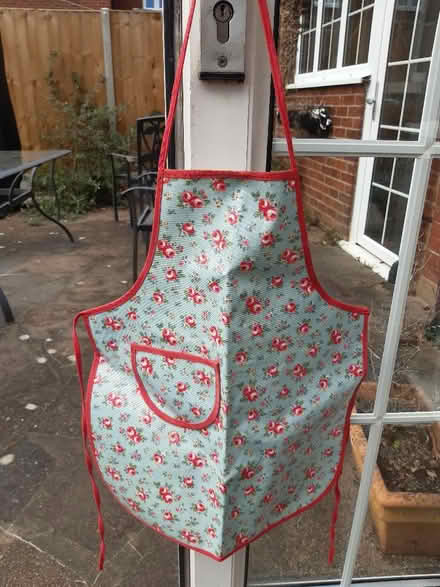 Photo of free Cath Kidston toddler apron (Clapham MK41) #1