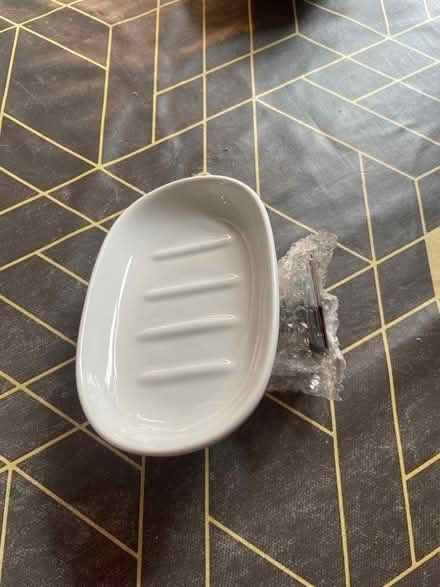 Photo of free Soap dish NEW (Cotteridge B30) #1