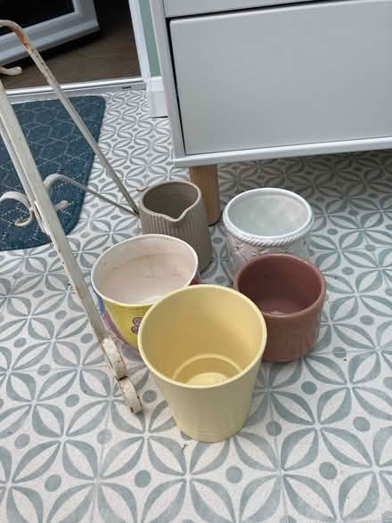 Photo of free outdoor plant stand + pots (Westcotes LE3) #3