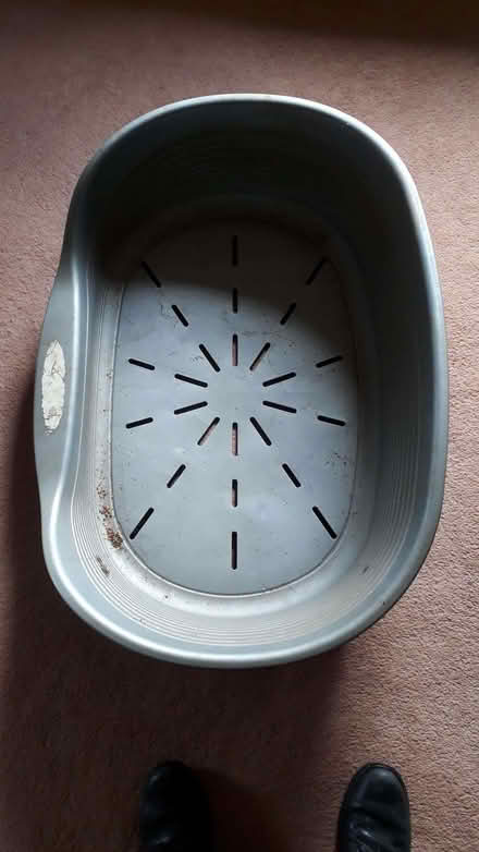 Photo of free Dog basket (Montgomery SY15) #1