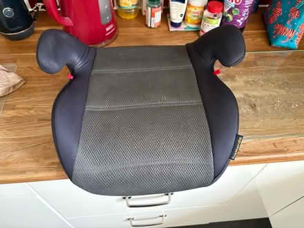 Photo of free Child car booster seat (Wilmslow SK9) #1