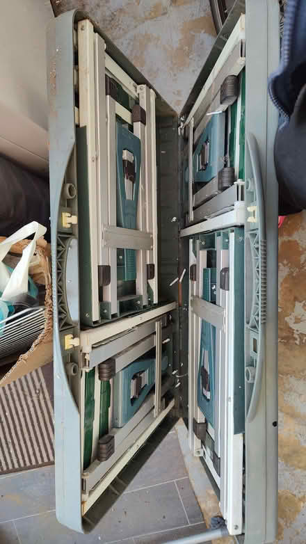 Photo of free Folding Picnic table (Queenstown FY1) #2