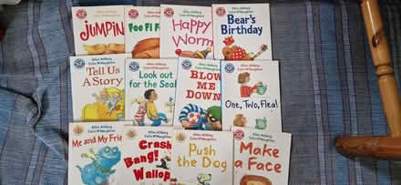 Photo of free Allan Ahlberg early readers series (Northcourt OX14) #1