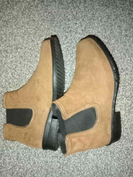 Photo of free Women Ankle boot (South Norwood SE25) #1