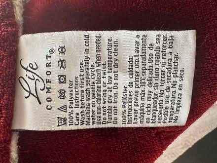 Photo of free Red thick blanket from Costo (Camden Town, NW1) #4