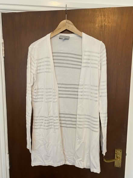 Photo of free White Marks & Spencer’s jumper (Stockport SK2) #1