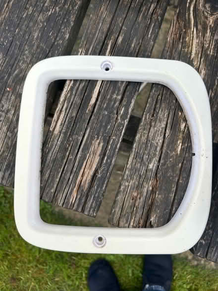 Photo of free Manual cat flap (AL3 near Waitrose) #2