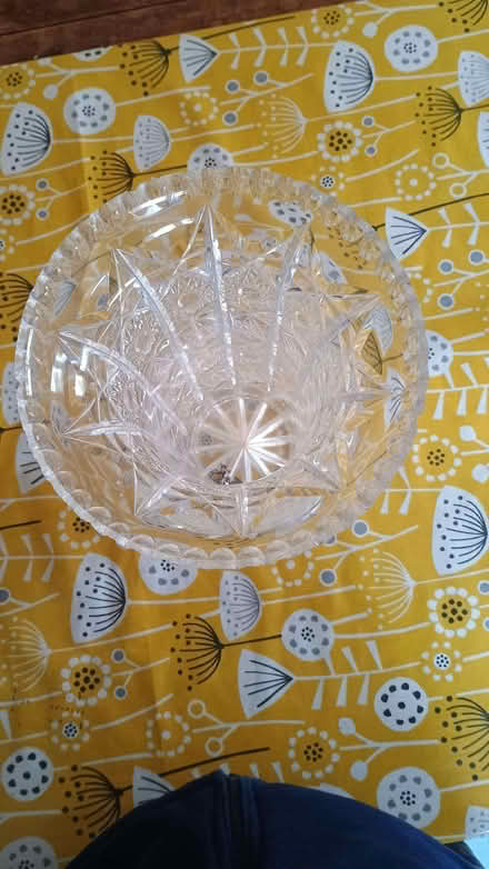 Photo of free Tall cut glass vase (Stonehouse GL10) #2