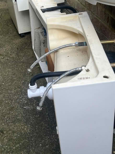 Photo of free Utility butler sink (West Hampstead NW6) #1