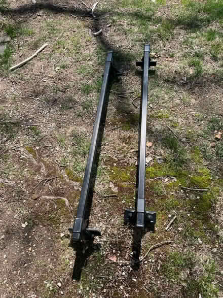 Photo of free Thule roof racks (East Greenwich) #2
