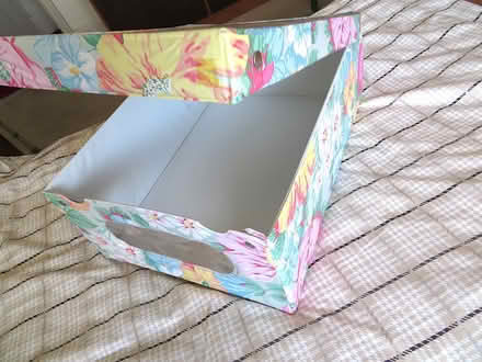 Photo of free storage box floral vinyl coated (Addiscombe CR0) #4