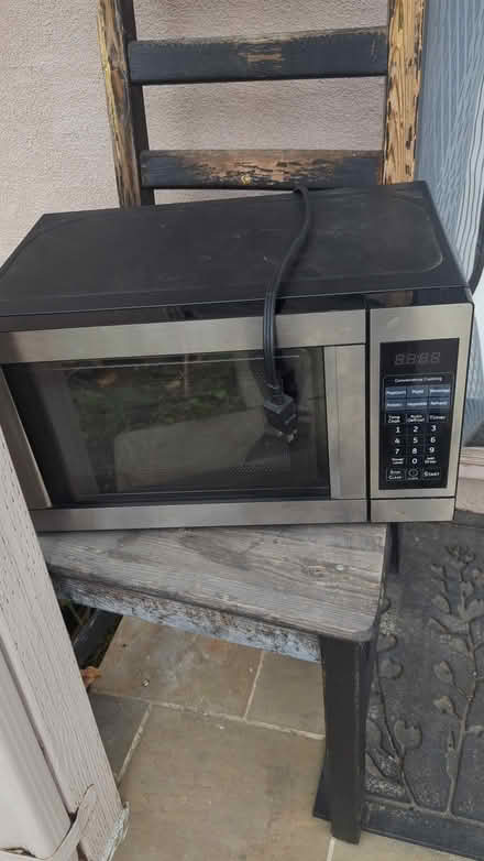 Photo of free microwave (downtown sunnyvale) #1