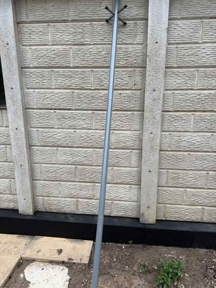 Photo of free Sectional washing line pole (Rushden. NN10) #1