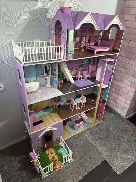 Photo of free Dollhouse (Renishaw S21) #1