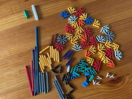 Photo of free Mini K’nex pieces (Churchgate EN8) #1