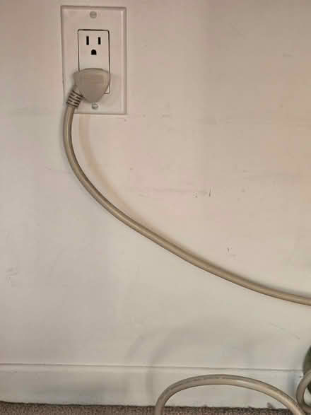 Photo of free multi outlet assembly (Valley farm & Pickering Pkwy) #2