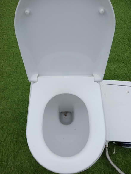 Photo of free Old Working Toilet (Armitage WS15) #3