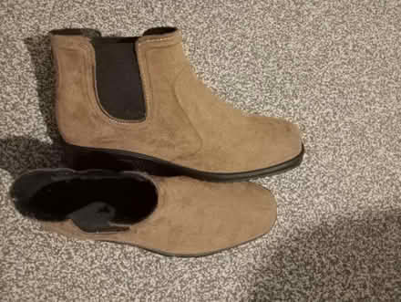 Photo of free Women Ankle boot (South Norwood SE25) #2