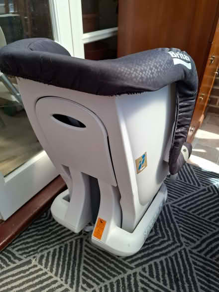 Photo of free Britax Max-Fix Car Seat (TN25) #1