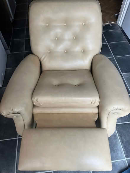 Photo of free Recliner chair (Woodingdean BN2) #4