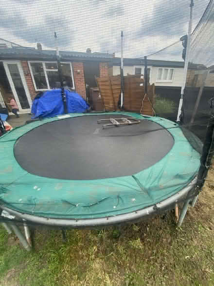 Photo of free Trampoline (E4) #1