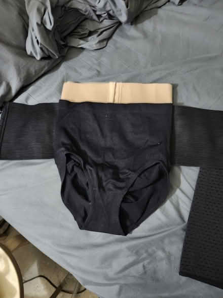 Photo of free Butt lifter/tummy control underwear (Gravesend, bensonhurst) #2