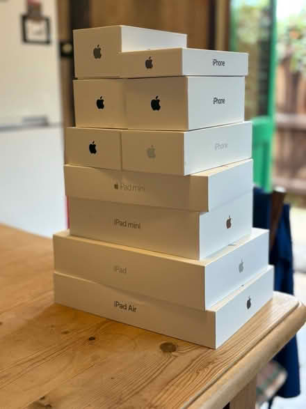 Photo of free iPhone/ipad boxes (Fen Drayton) #1