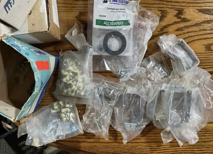 Photo of free Asst'd, I think mostly electronics (New Monmouth area Middletown) #4