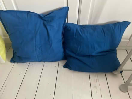 Photo of free Scatter cushions x 4 (Bushey Arches WD19) #1