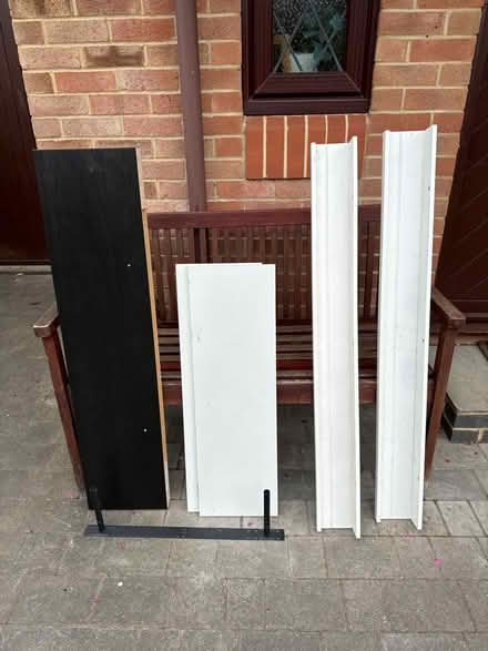 Photo of free Various shelves (Wokingham RG40) #1