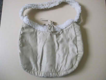 Photo of free Casual handbag (Stretford M32) #1