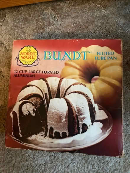 Photo of free Bundt cake pan (Blue Island) #1