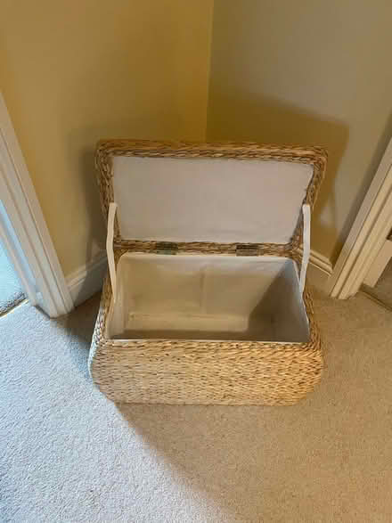 Photo of free Medium Rattan Hamper (Surbiton KT6) #2