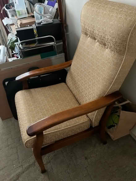 Photo of free Armchair (OX11 South Moreton, Didcot) #1