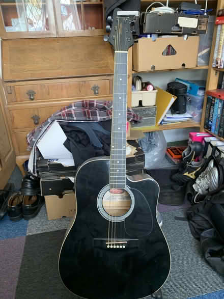 Photo of free Black Stagg Electro-Acoustic Guitar (Worcester Park KT4) #1